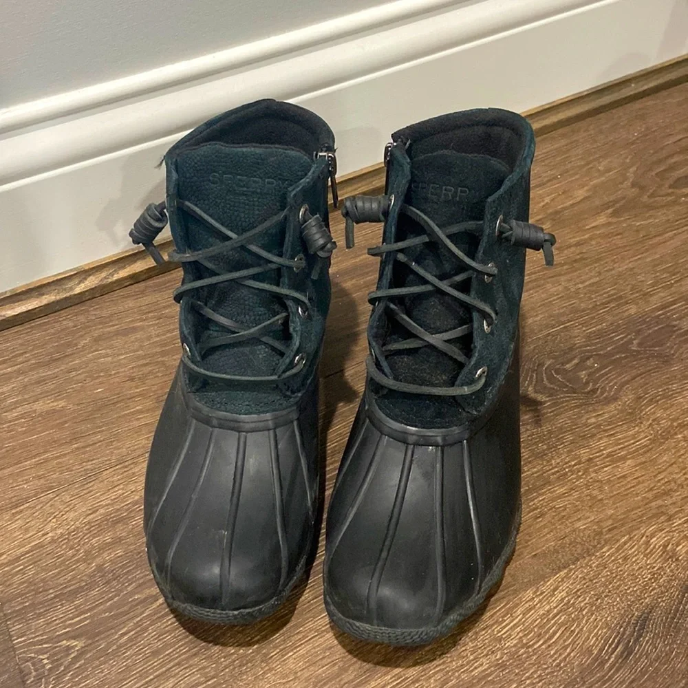 Women’s Sperry Boots Black Size 5.5
